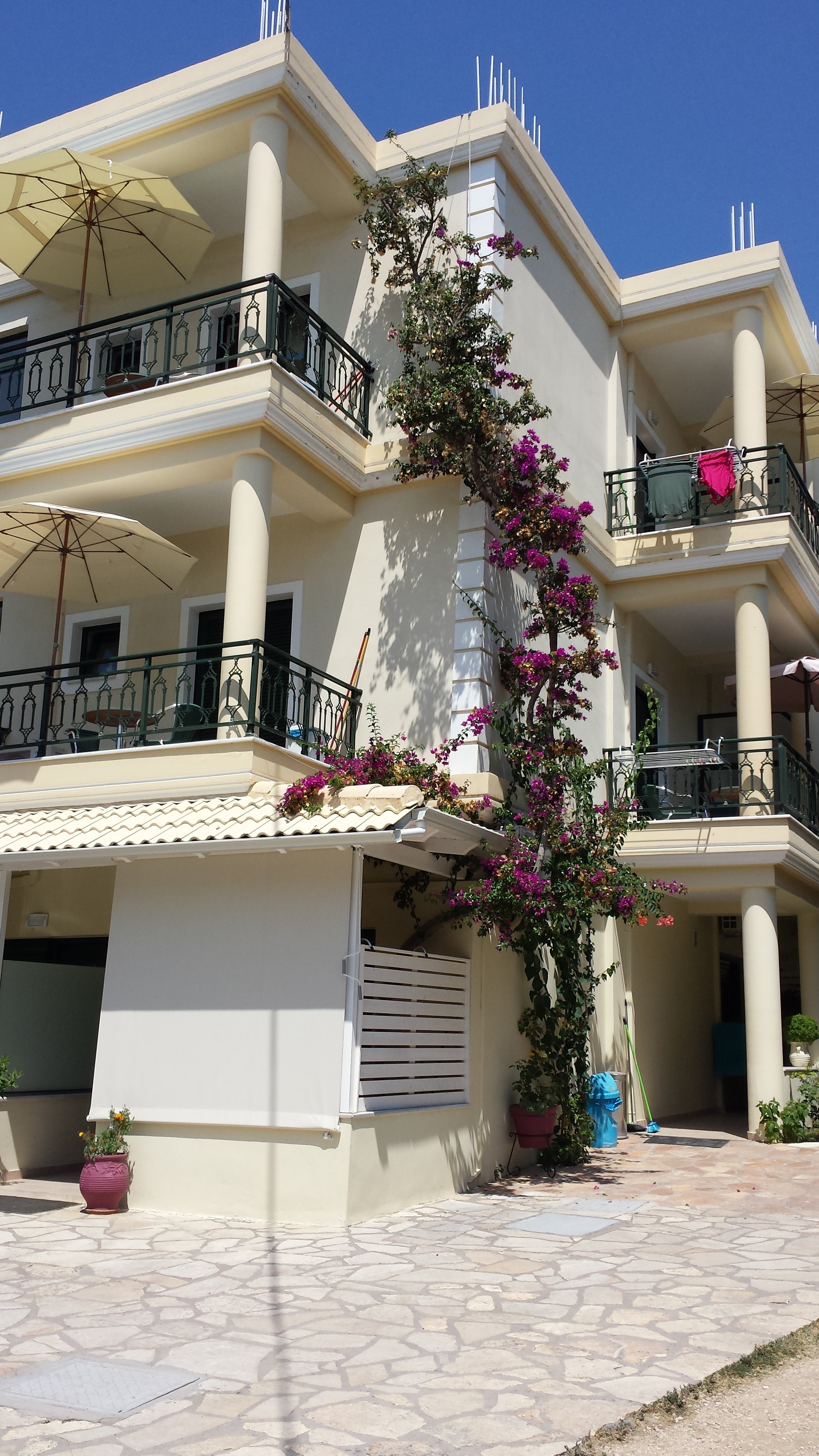 Loukas Hotel Vrachos-浴室