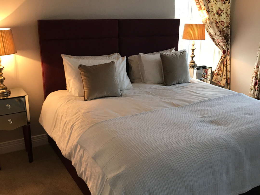 The Glen House主图