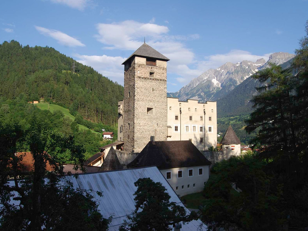 Schloss Landeck景点图片