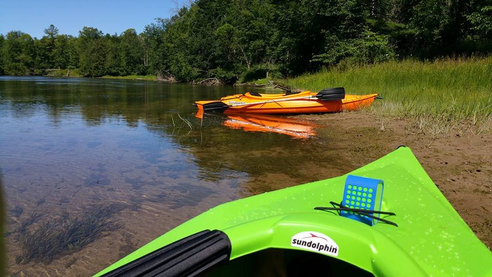 North Country Canoe Rental景点图片