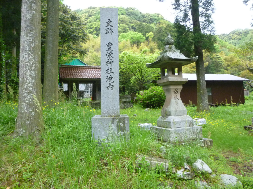 Toyosaka Shrine景点图片