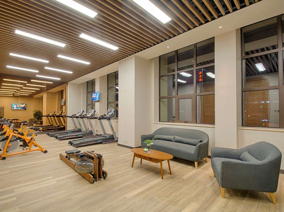 华美达安可酒店主图