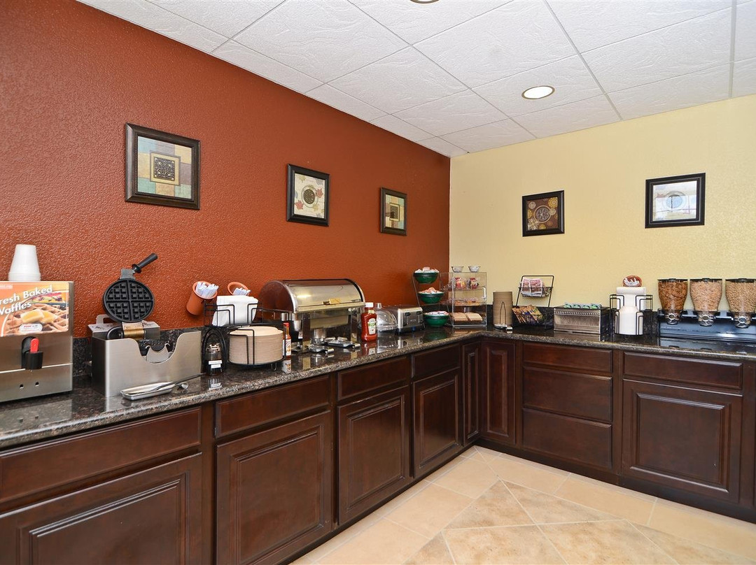 Best Western California City Inn & Suites主图