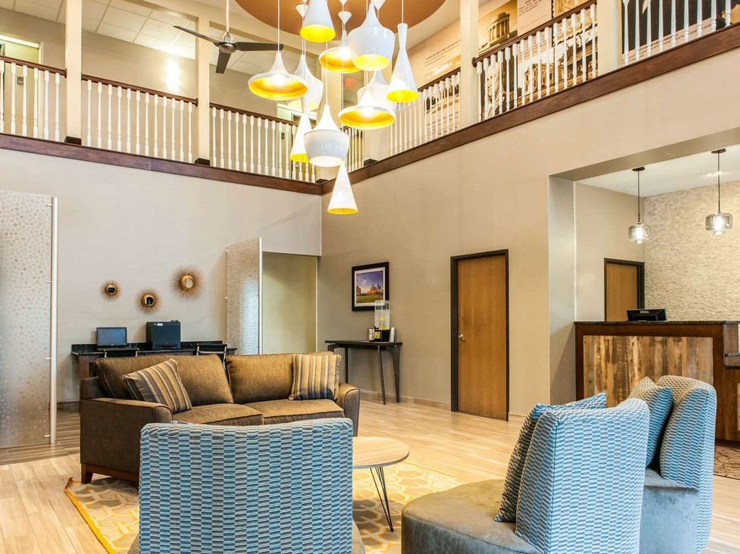 Comfort Suites Vincennes主图