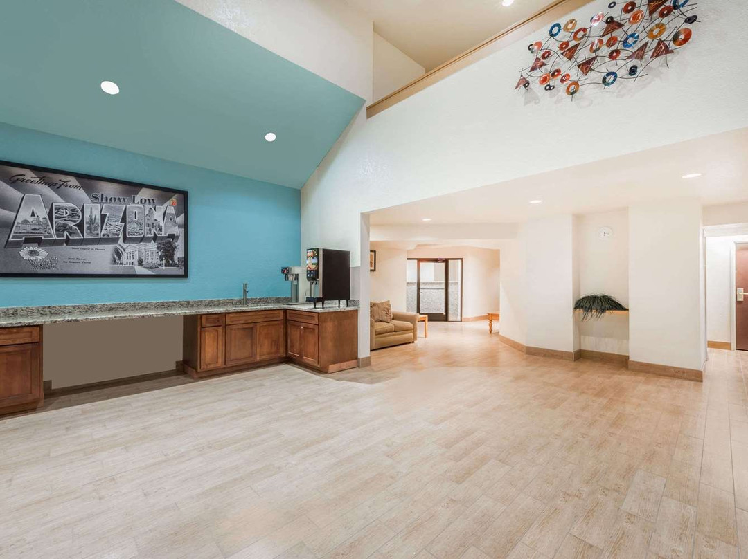 Super 8 by Wyndham Show Low主图