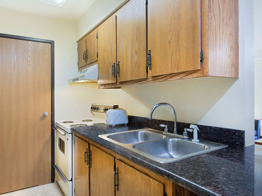 Super 8 by Wyndham Ripley主图