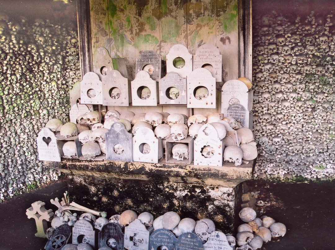 Cimetière Saint-Hilaire-Marville必去景点