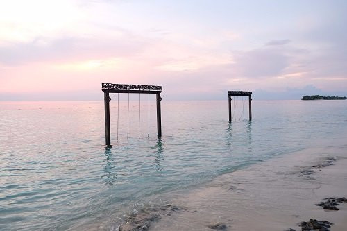 暗礁潜水度假村主图