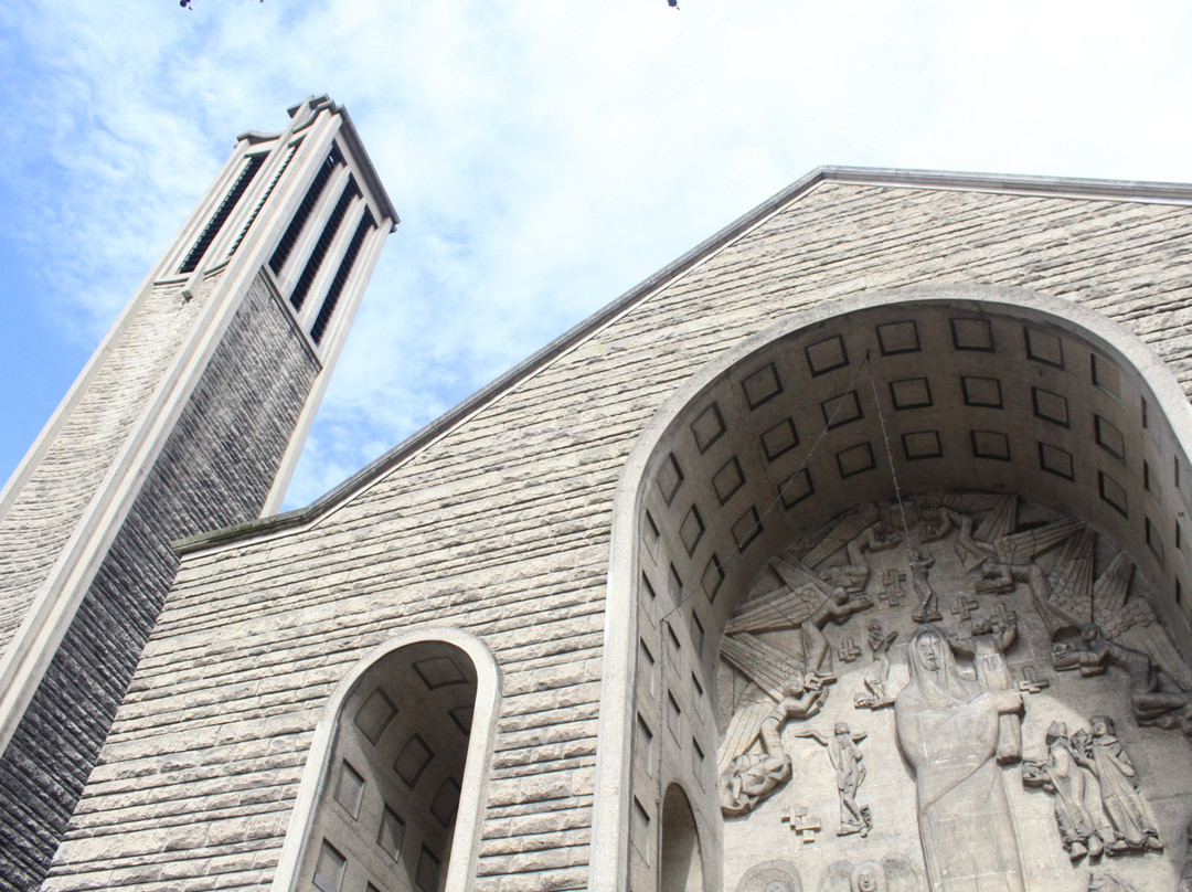 Sainte-Jeanne-de-Chantal Church景点图片