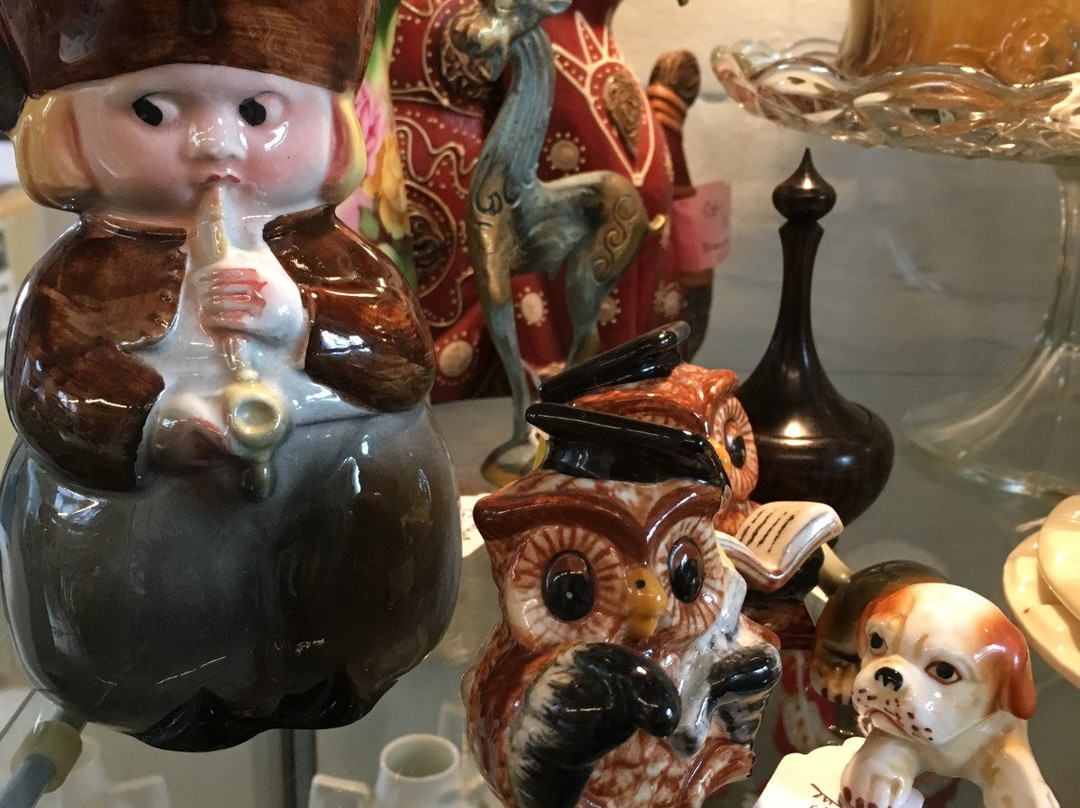 Dores Hill Farm Emporium-Wootton必去景点
