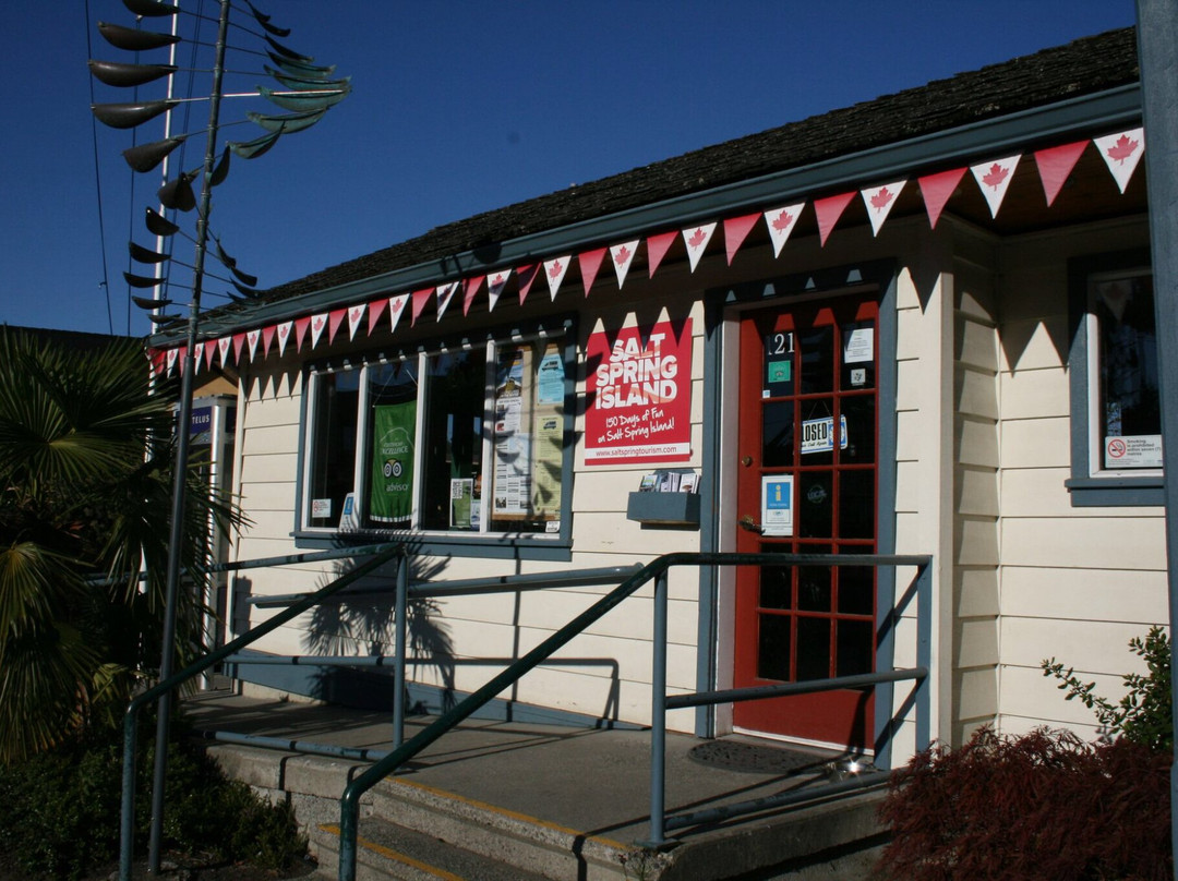 Salt Spring Visitor Information Centre景点图片