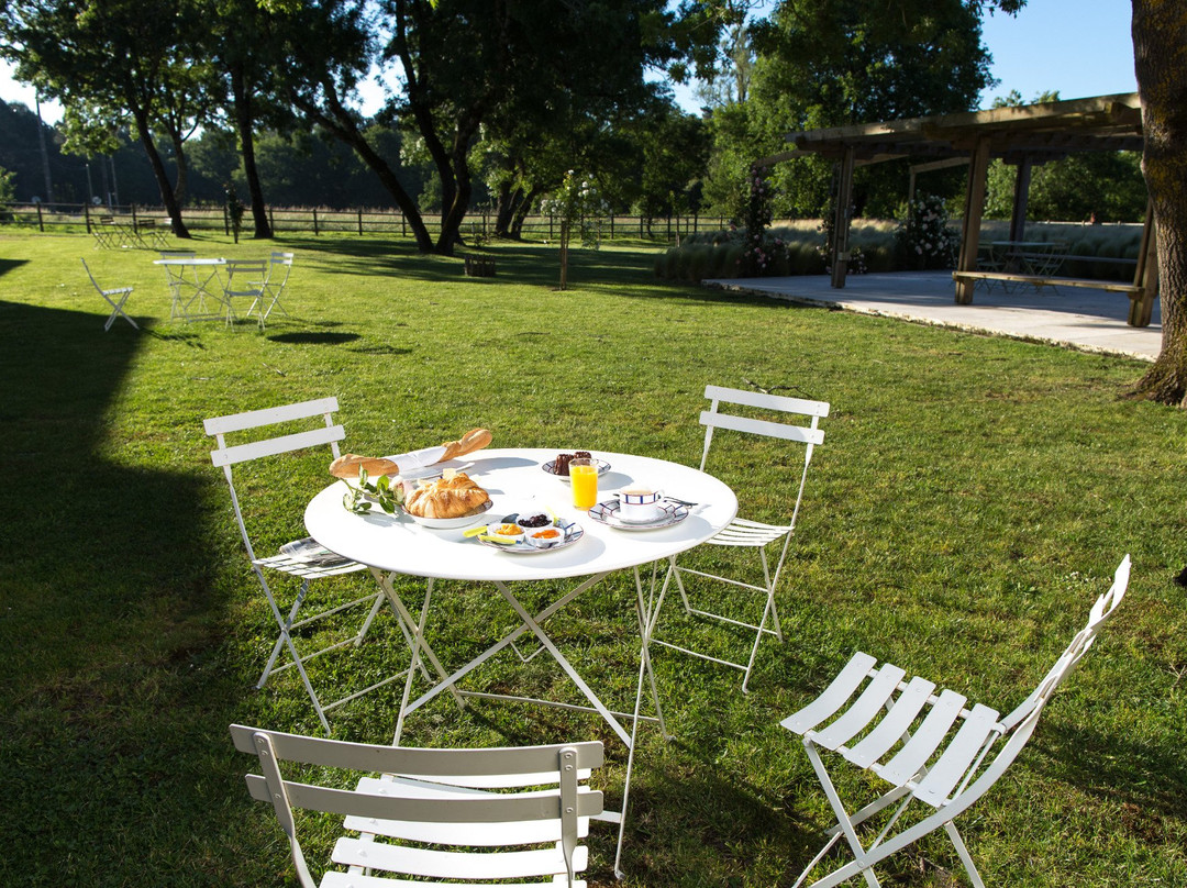 梅恩拉兰德城堡第五感旅馆主图