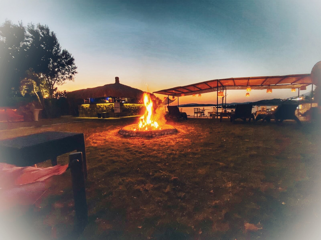 Ildir酒店住宿-Erythros Boutique Hotel