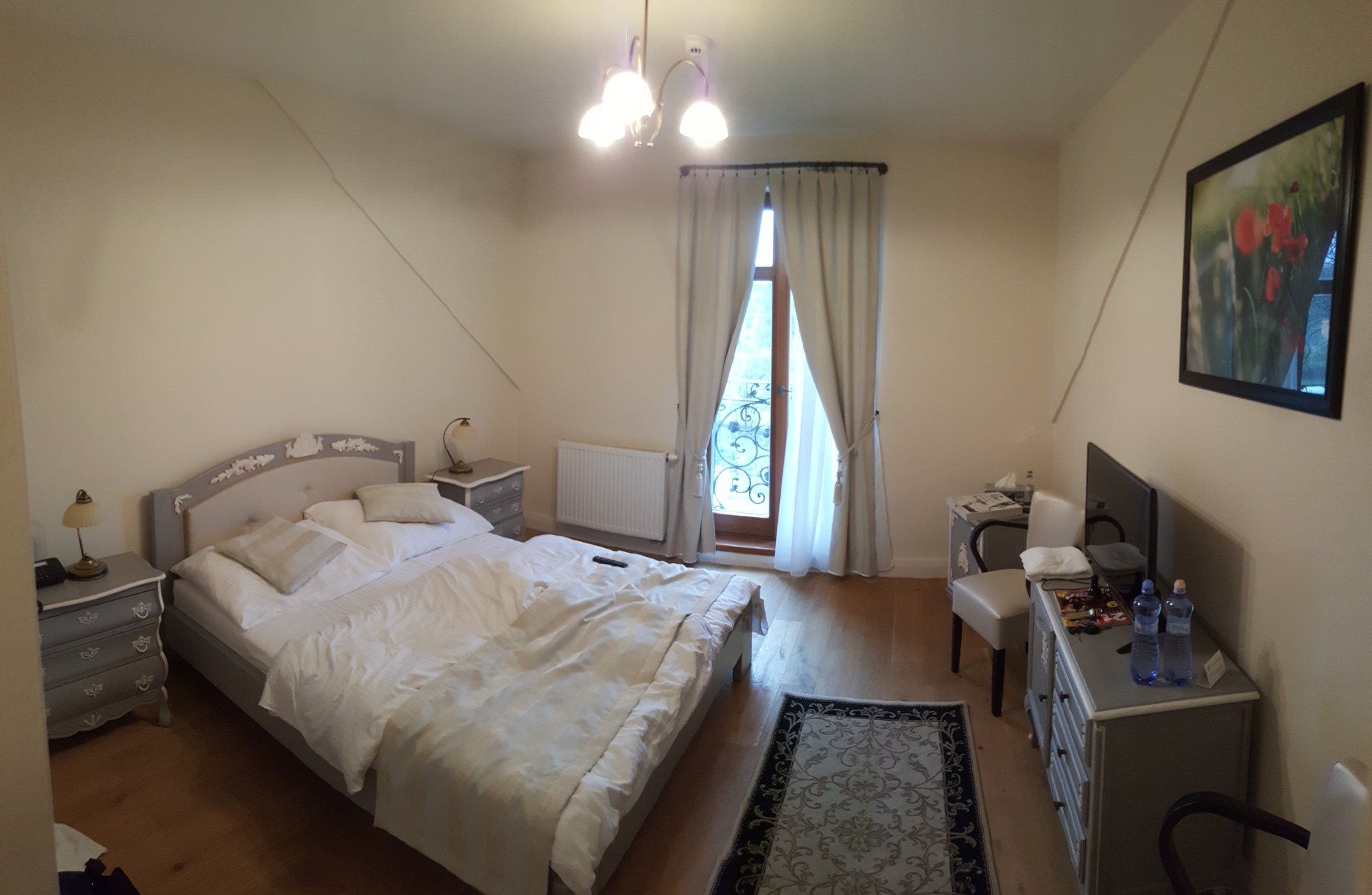Hotel Chateau Sarkan-官方