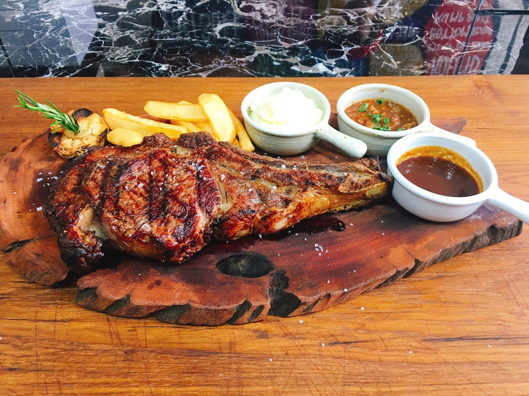 叻仑缴餐馆和美食-Lady Butcher