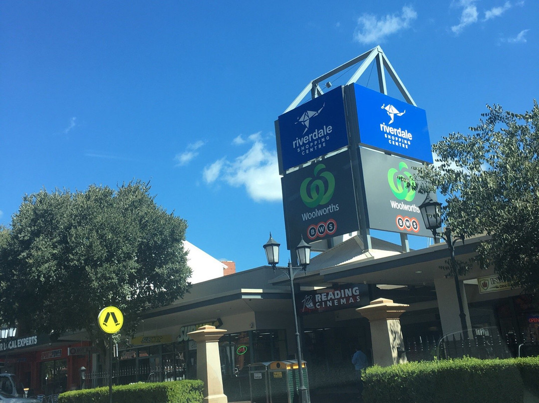 Riverdale Shopping Centre-达博必去景点