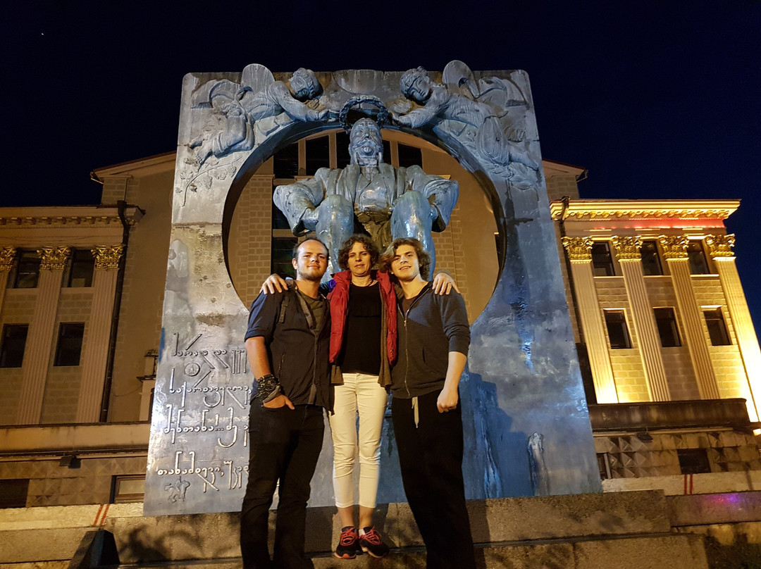Monument Of Ilia Chavchavadze-巴统必去景点