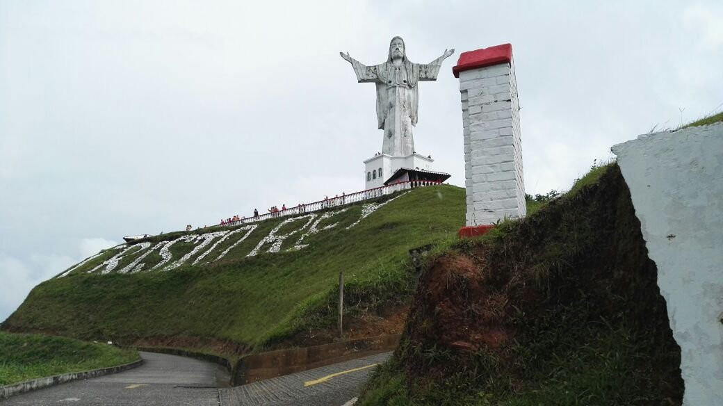 Monumento a Cristo Rey景点图片