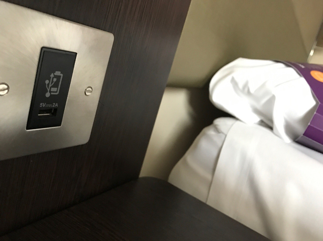 Premier Inn Farnborough West Southwood Hotel