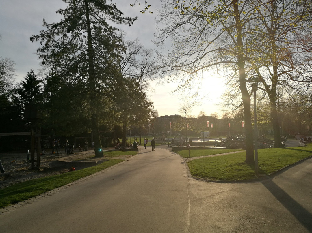 Parc de Milan et crêt de Montriond-洛桑必去景点