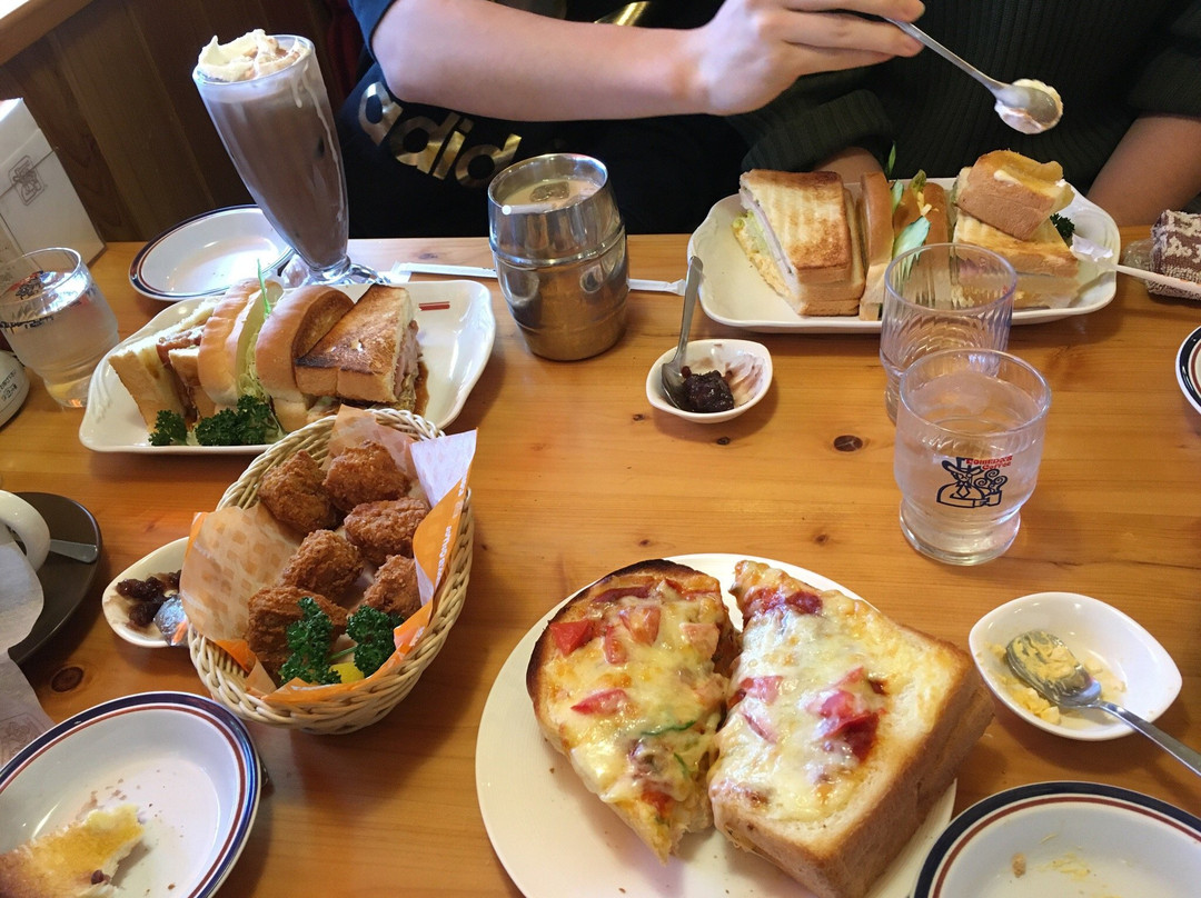 コメダ珈琲店 府中白糸台店