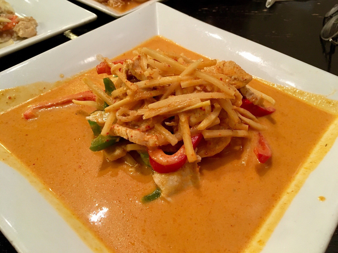 Aroy Thai Cuisine