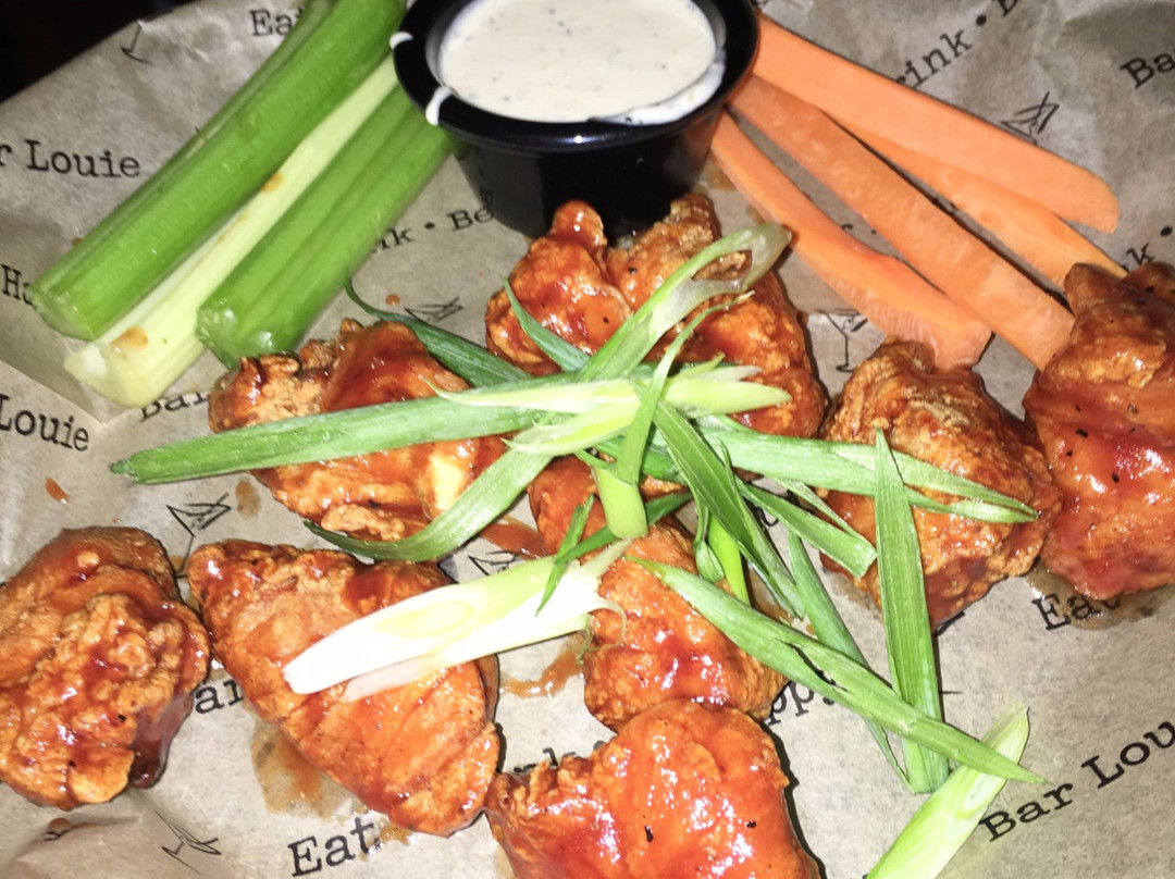 Bar Louie - Twelve Mile Crossing