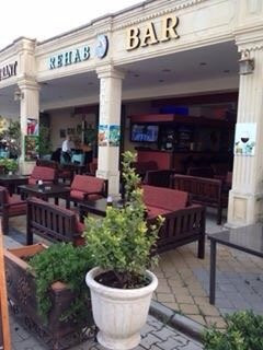 Rehab Bar景点图片