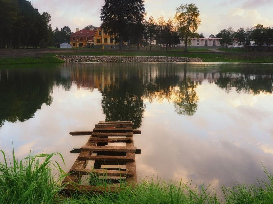 Palac w Rymaniu主图