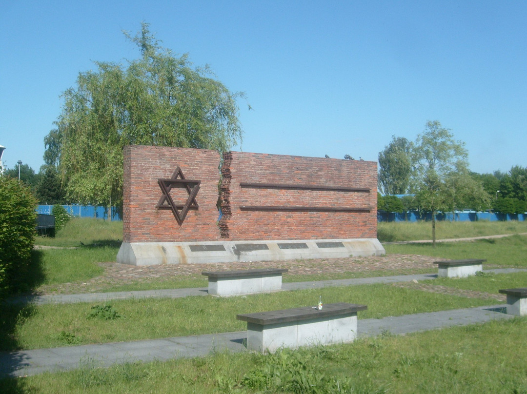 Pomnik Częstochowskich Żydów-Czestochowa必去景点