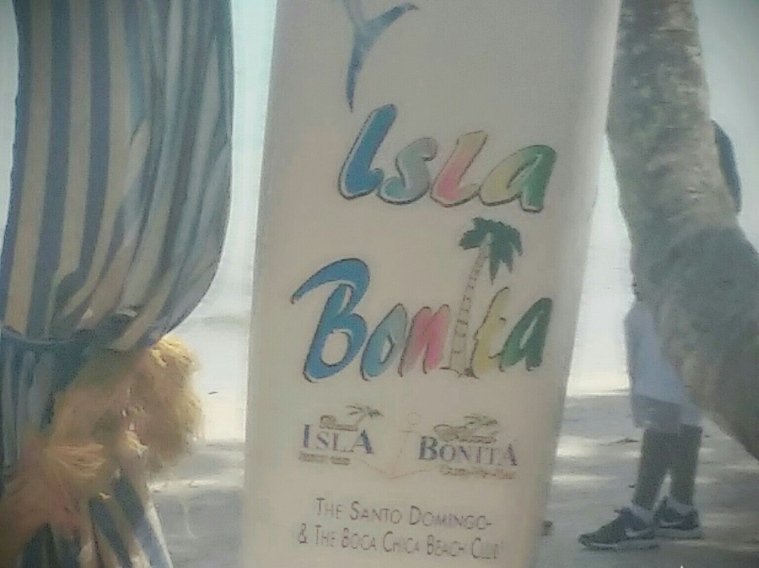 Isla Bonita Beach Bar & Restaurant