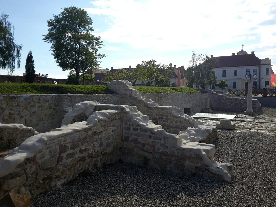 Roman Castrum Ruins景点图片
