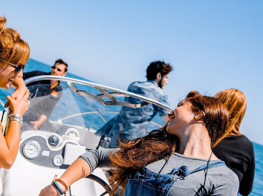 Low Cost Charter-La Pobla de Farnals必去景点