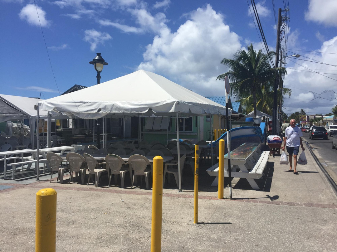 奥伊斯廷斯餐馆和美食-Pat's Place