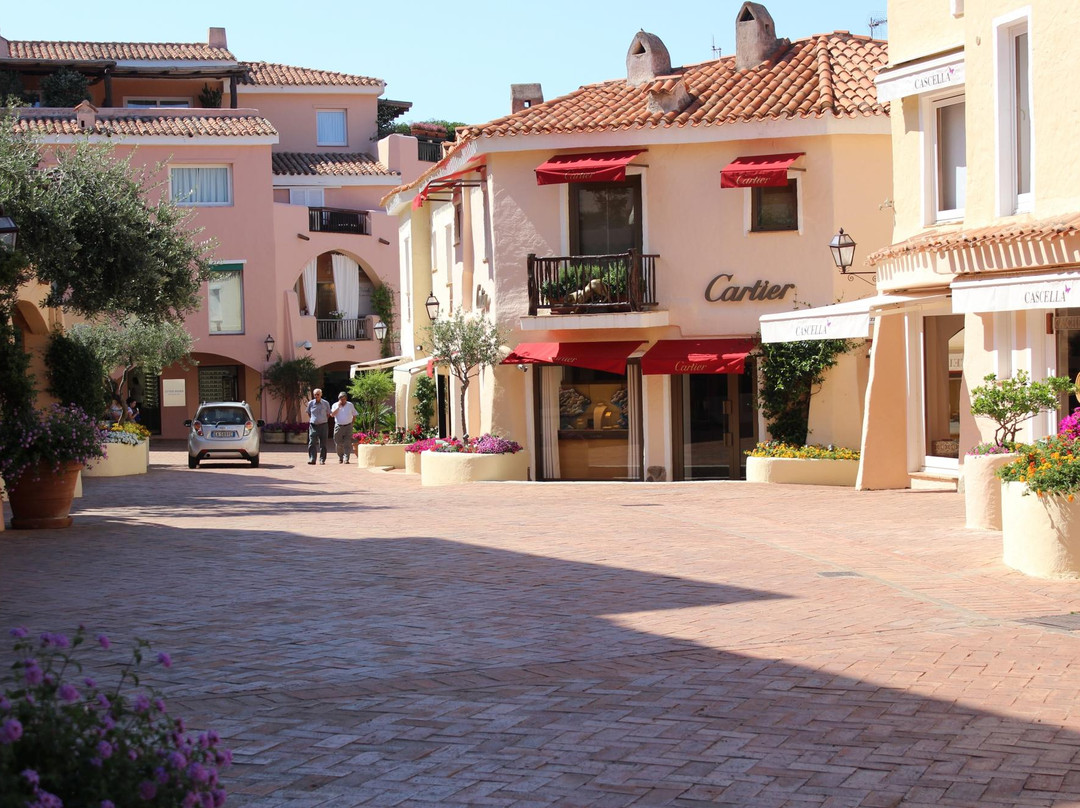 Excursions in Sardinia-切尔沃港必去景点