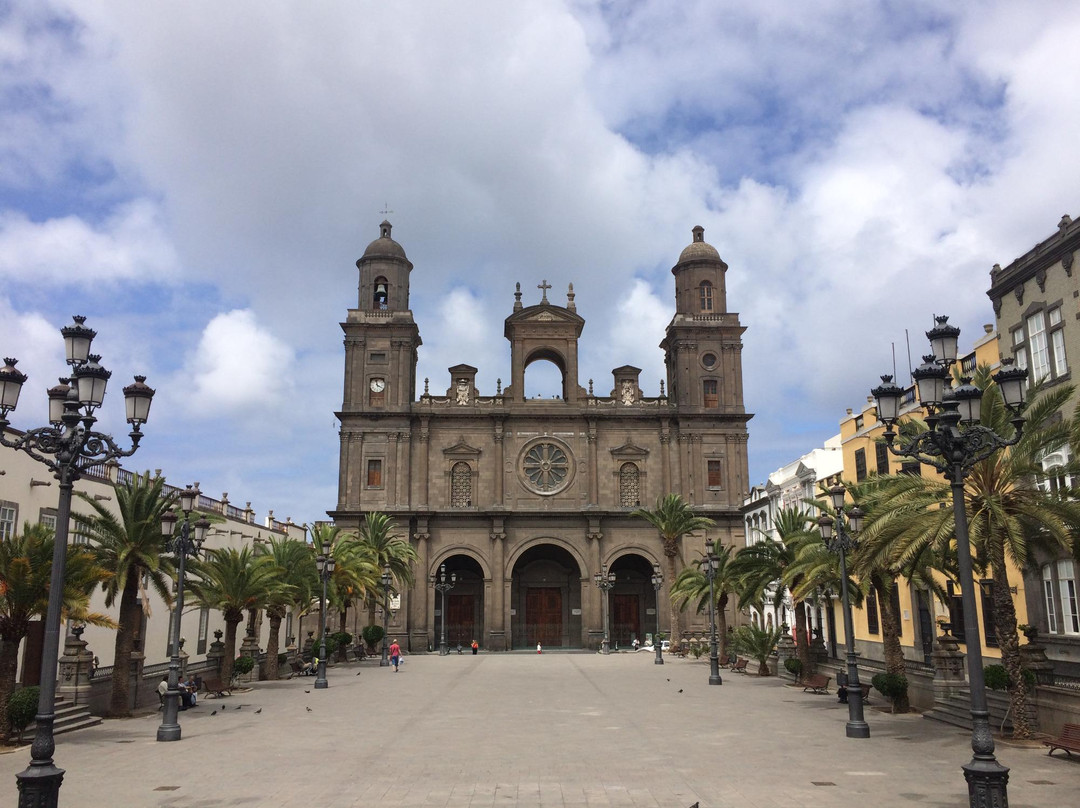 Plaza de Santa Ana景点图片