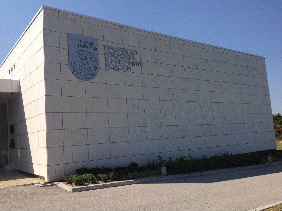 Thracian Tomb of Alexandrovo-Aleksandrovo必去景点