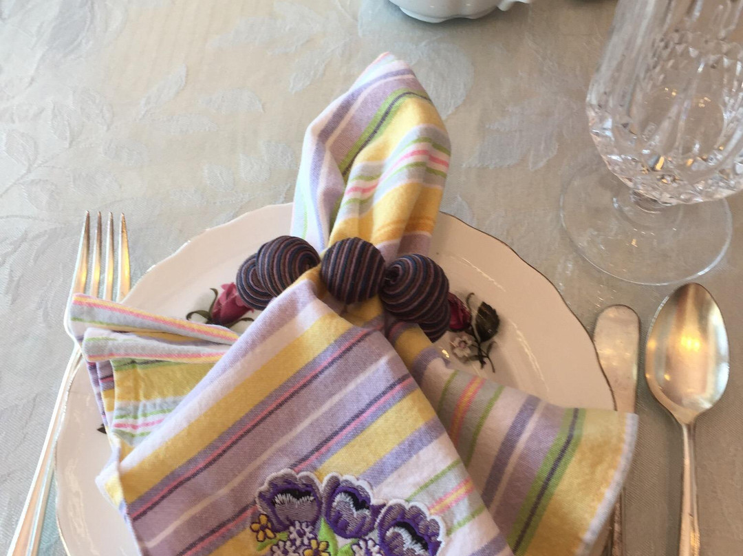 Bellevue餐馆和美食-Mrs. Teapots Tea Room