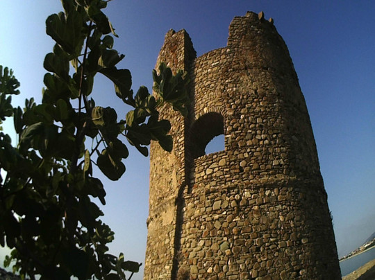 Amendolara旅游景点-Torre Spaccata