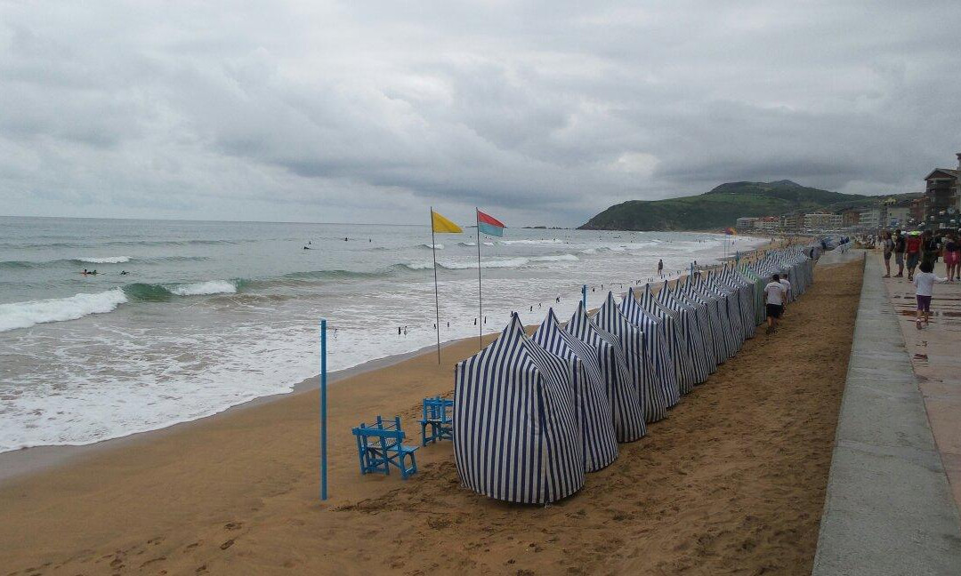Playa de Zarautz景点图片
