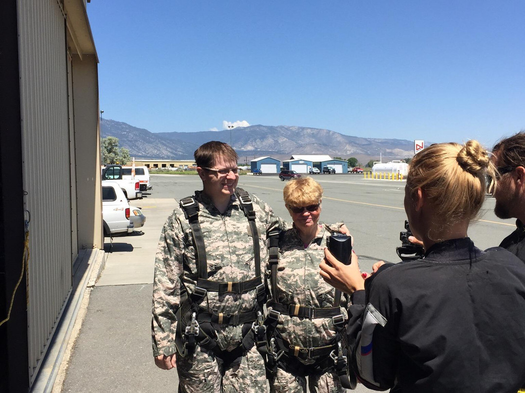 Skydive Lake Tahoe-Minden必去景点
