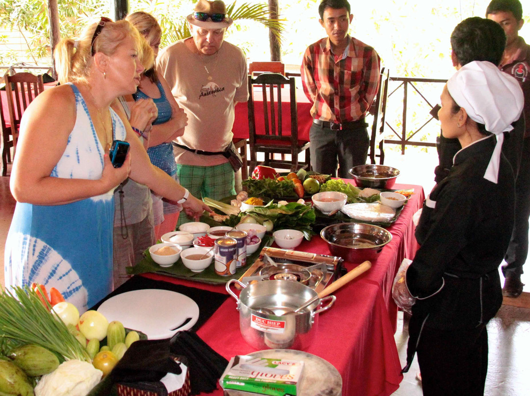 Cooktuk Temple Tours and Cooking Classes景点图片