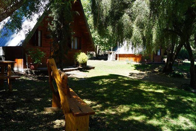 Cabañas Niuke y  Apart Fraschetti