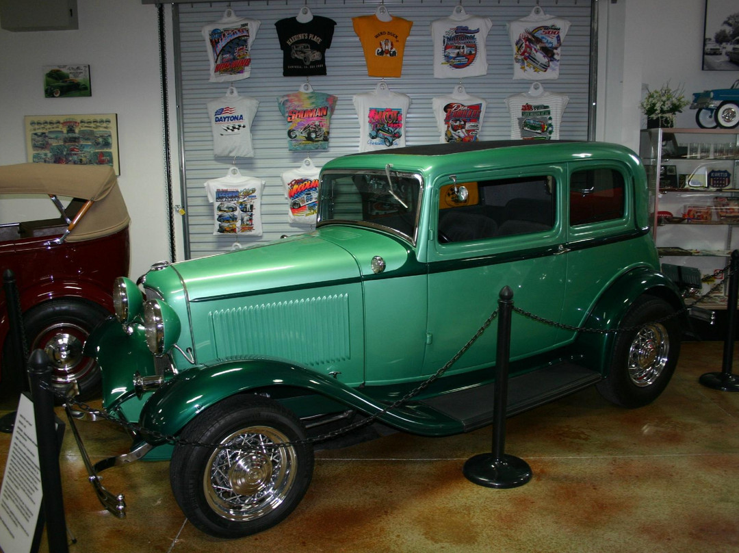 Woodland Auto Display-帕索罗布尔斯必去景点