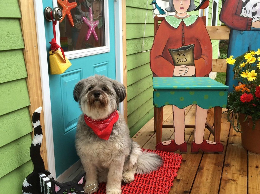 The Grumpy Goat Gallery-Upper Island Cove必去景点