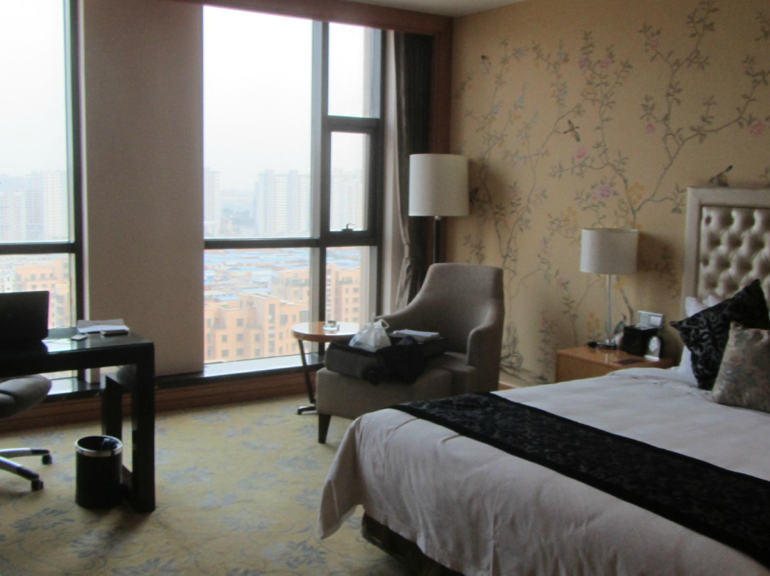 滨江国际大酒店主图