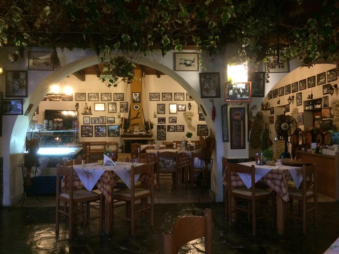 Termenades餐馆和美食-Mon Amour Taverna