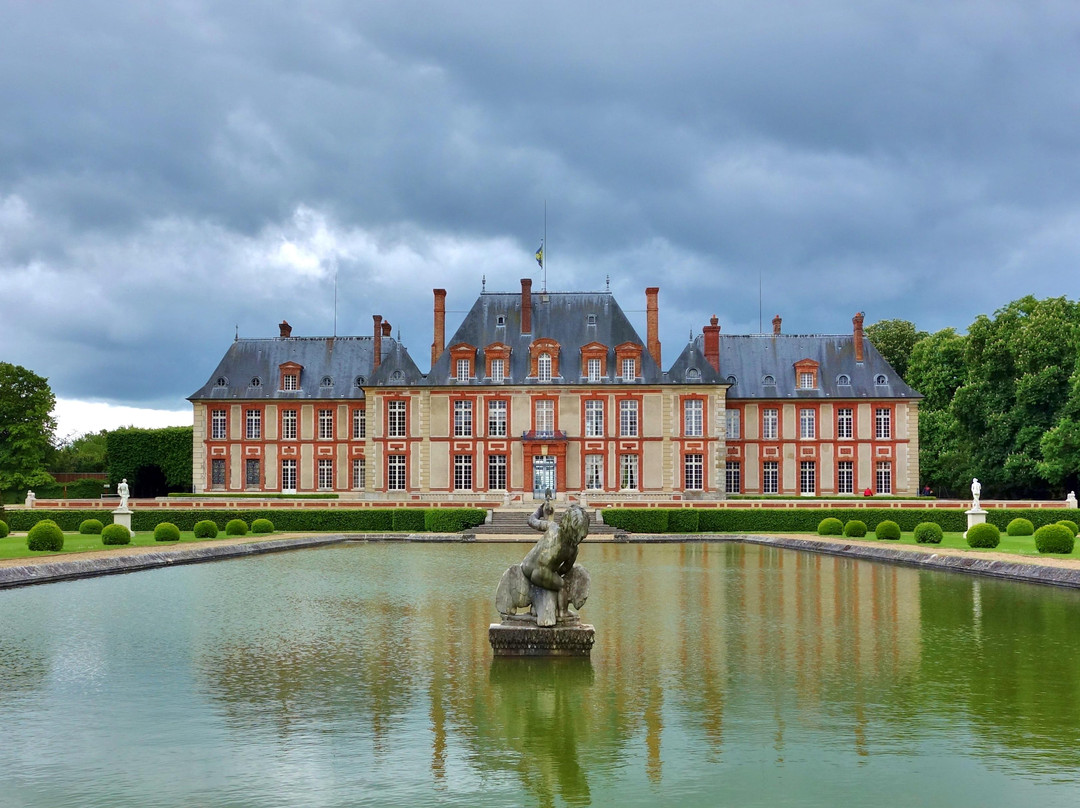 Chateau de Breteuil景点图片