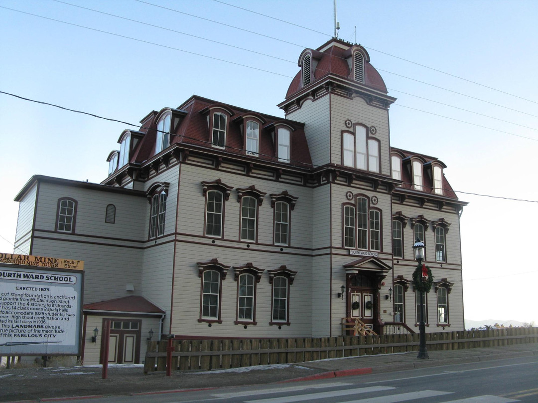 Piper's Opera House-弗吉尼亚市必去景点