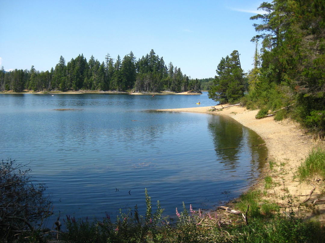Spider Lake Provincial Park景点图片